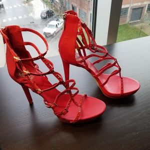 Vince Camuto gladiator sandal - NWOT
